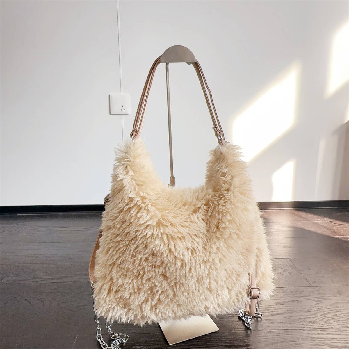 LuxeZip Everyday Tote