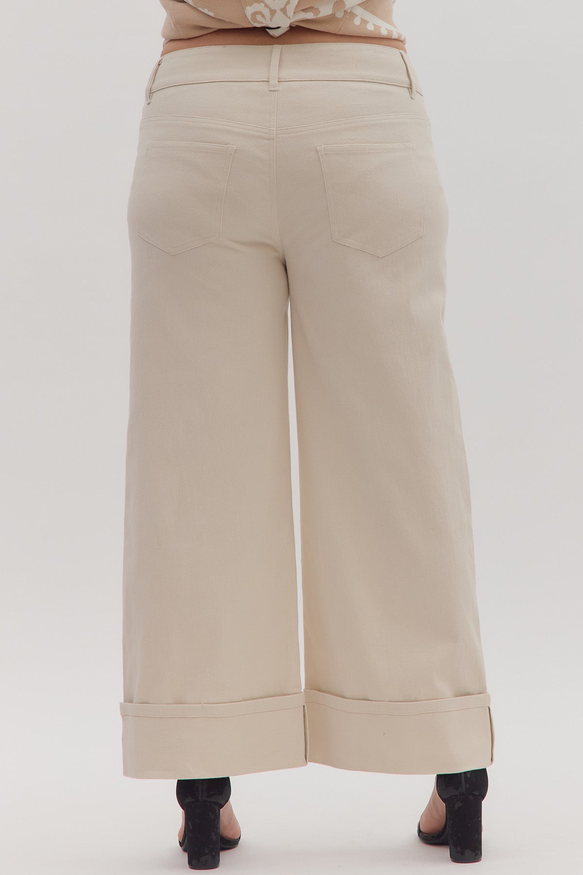 Refined Wide-Leg Pant