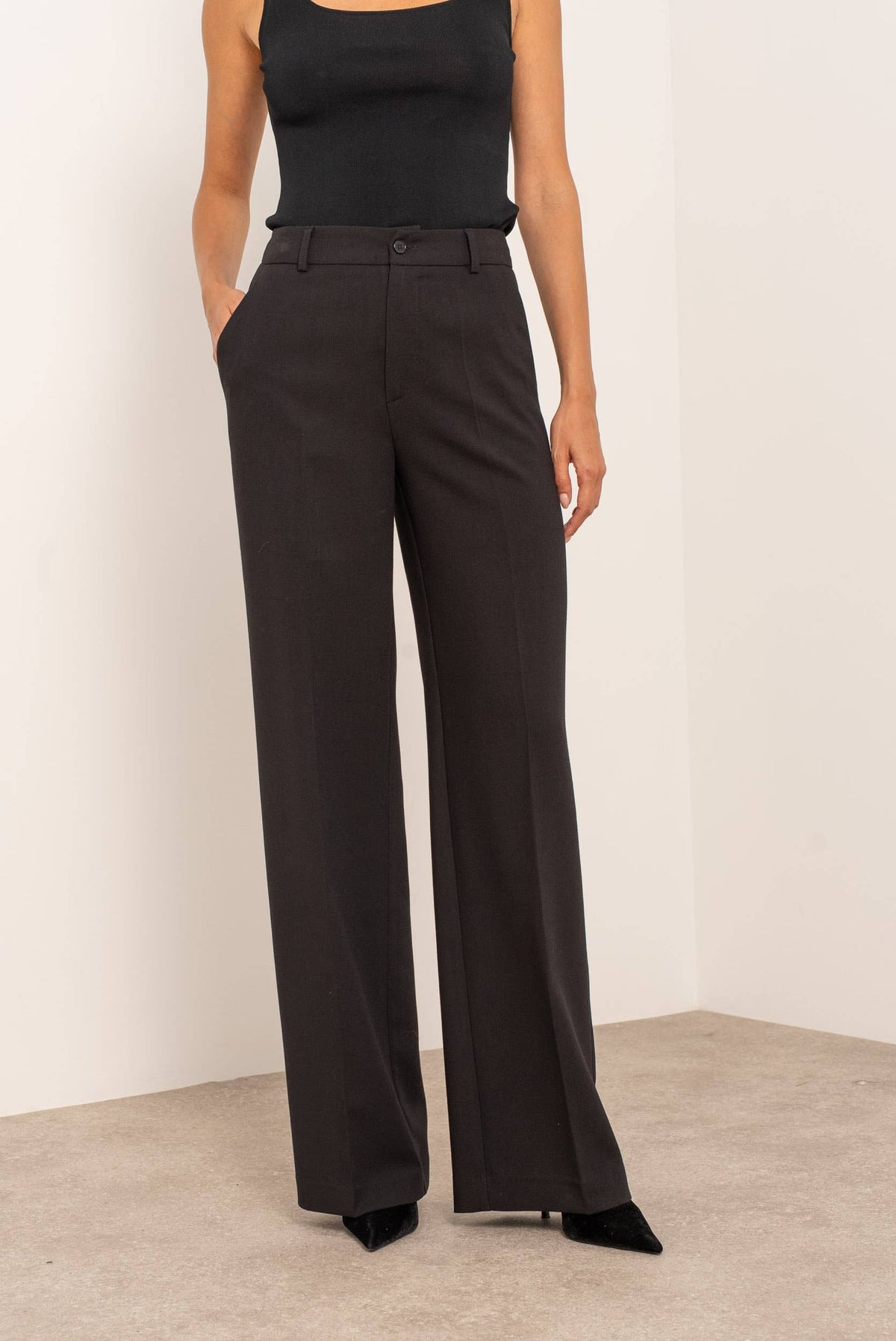 The Essential Tailored Pant
